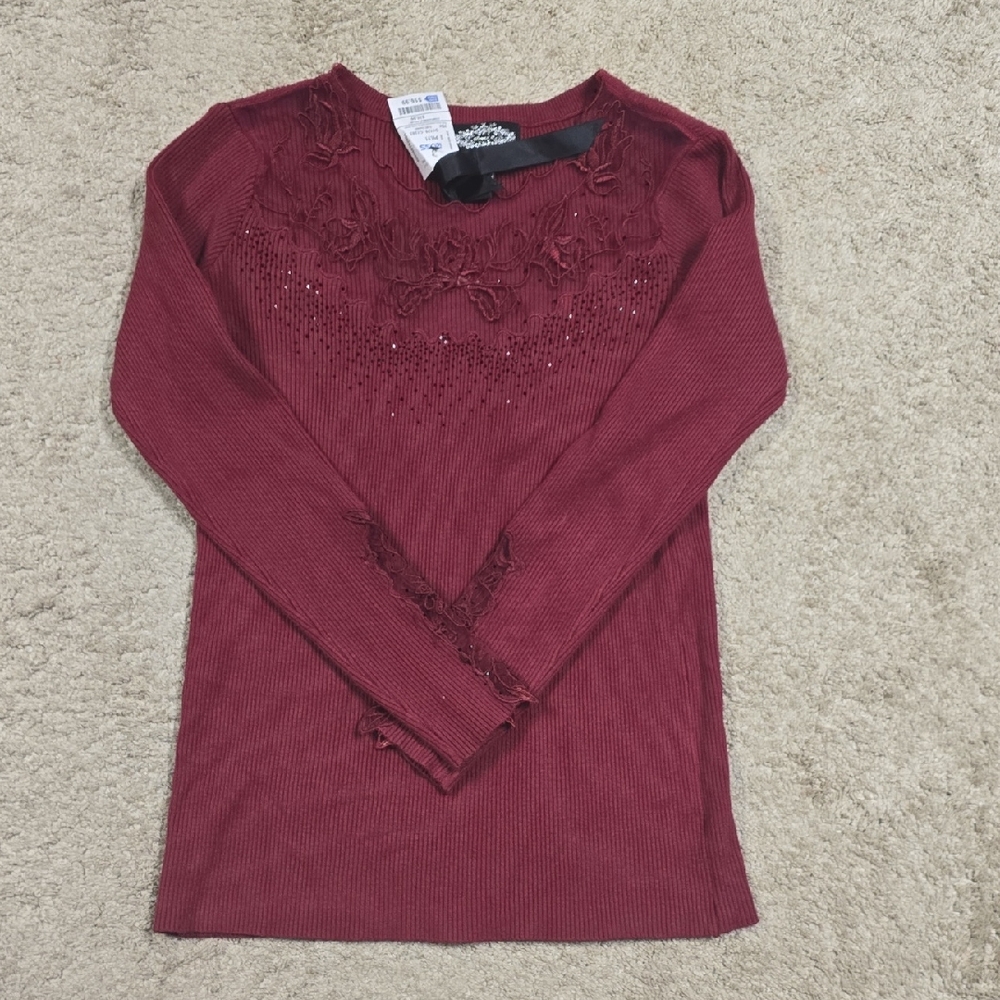 Womens NWT Size Small Long Sleeve